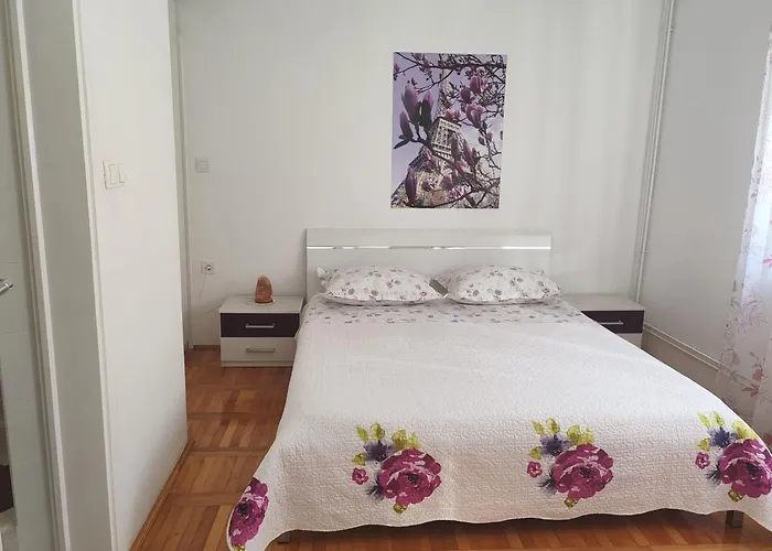 Silvia Apartment Makarska